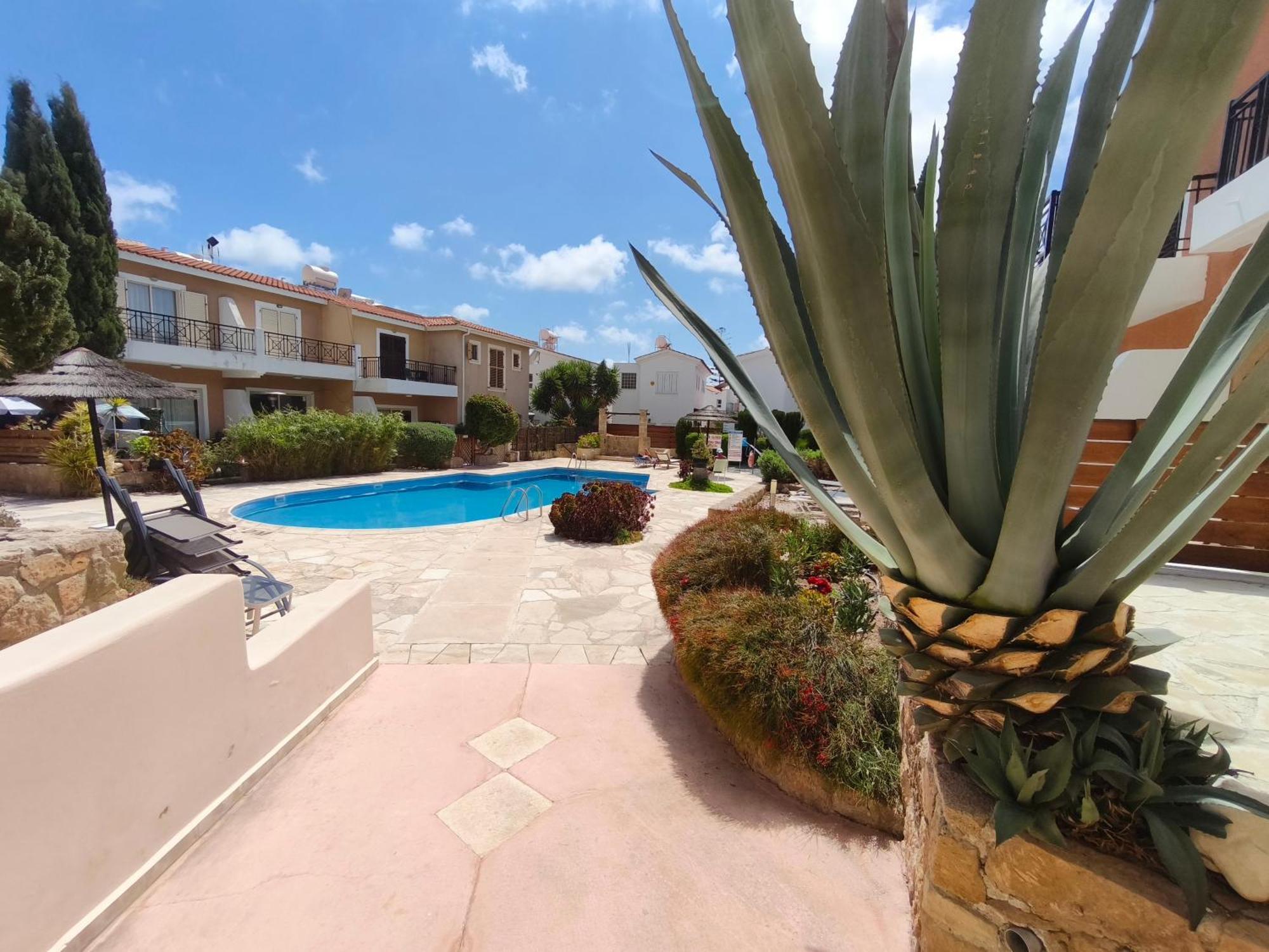 Eden Gardens Villa Paphos Exteriör bild